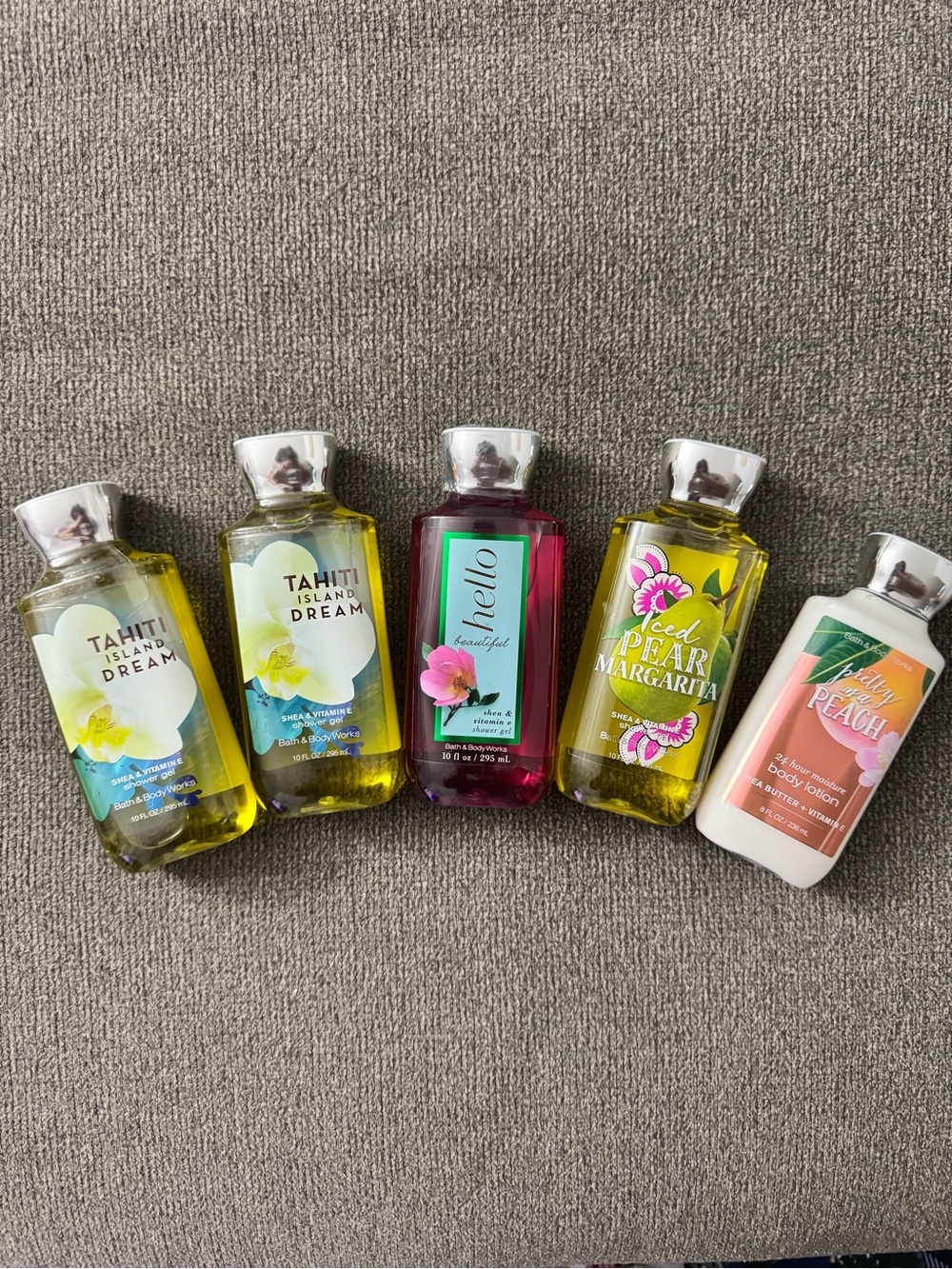 *BUNDLE* Bath & Body Works Signature Collection Body Care Set